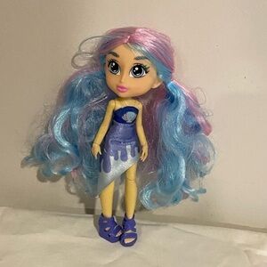 Vibe Girls Mia Doll Ocean Vibe Fashion Doll GUC